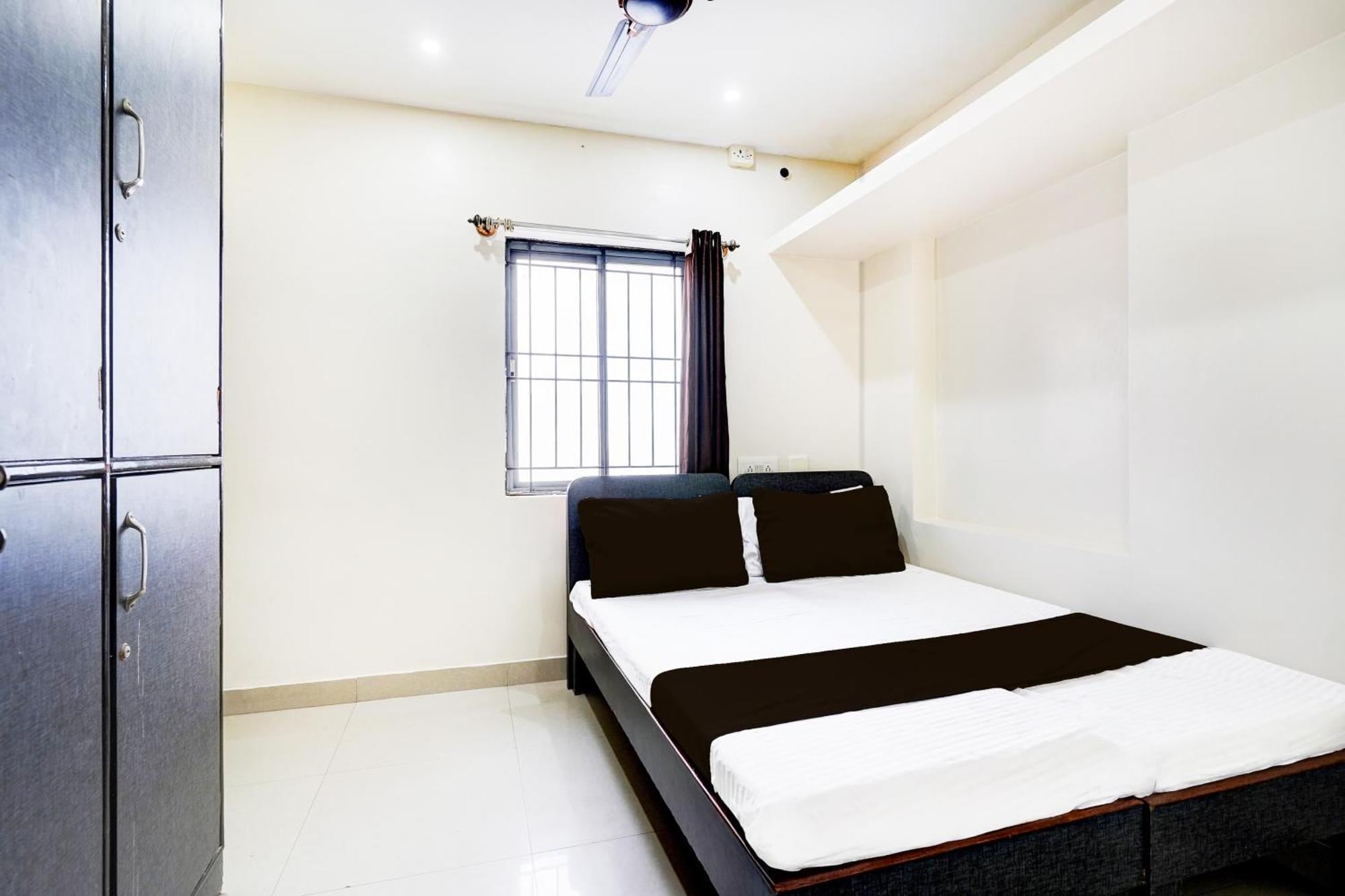 Nagananda Residency Hotell Bangalore Exteriör bild